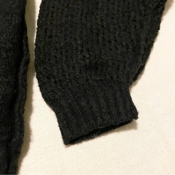 Free People Black V-Neck Twist Wrap Knit Pullover Sweater Women's Size S - Picture 12 of 15